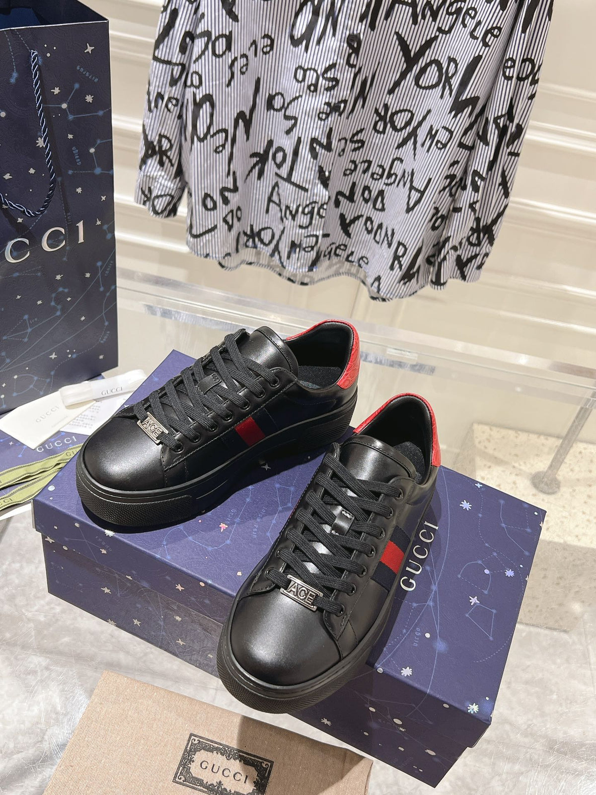 GUCCI ACE 30 SUPREME TRAINER BLACK CALFSKIN