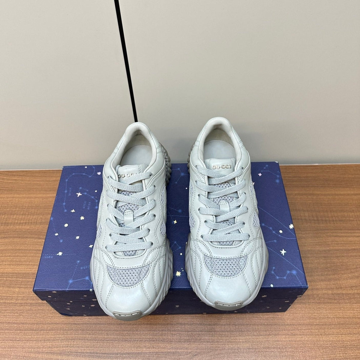 GUCCI Ripple Leather Sneakers White Pearl